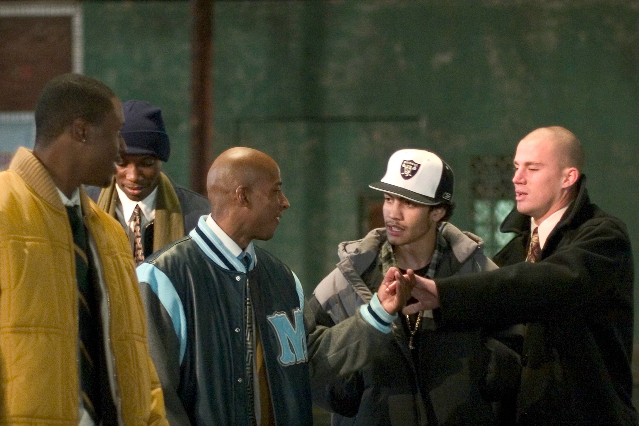 Still of Rick Gonzalez and Channing Tatum in Coach Carter (2005)