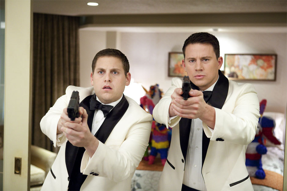 Channing Tatum and Jonah Hill in Nevykeliai po priedanga (2012)