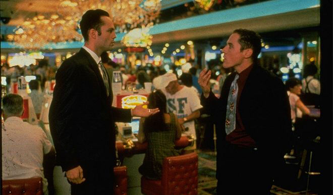 Still of Vince Vaughn and Jon Favreau in Swingers (1996)