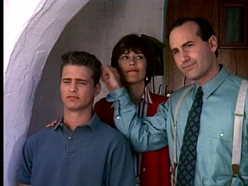 Still of Jason Priestley, James Eckhouse and Carol Potter in Beverli Hilsas, 90210 (1990)