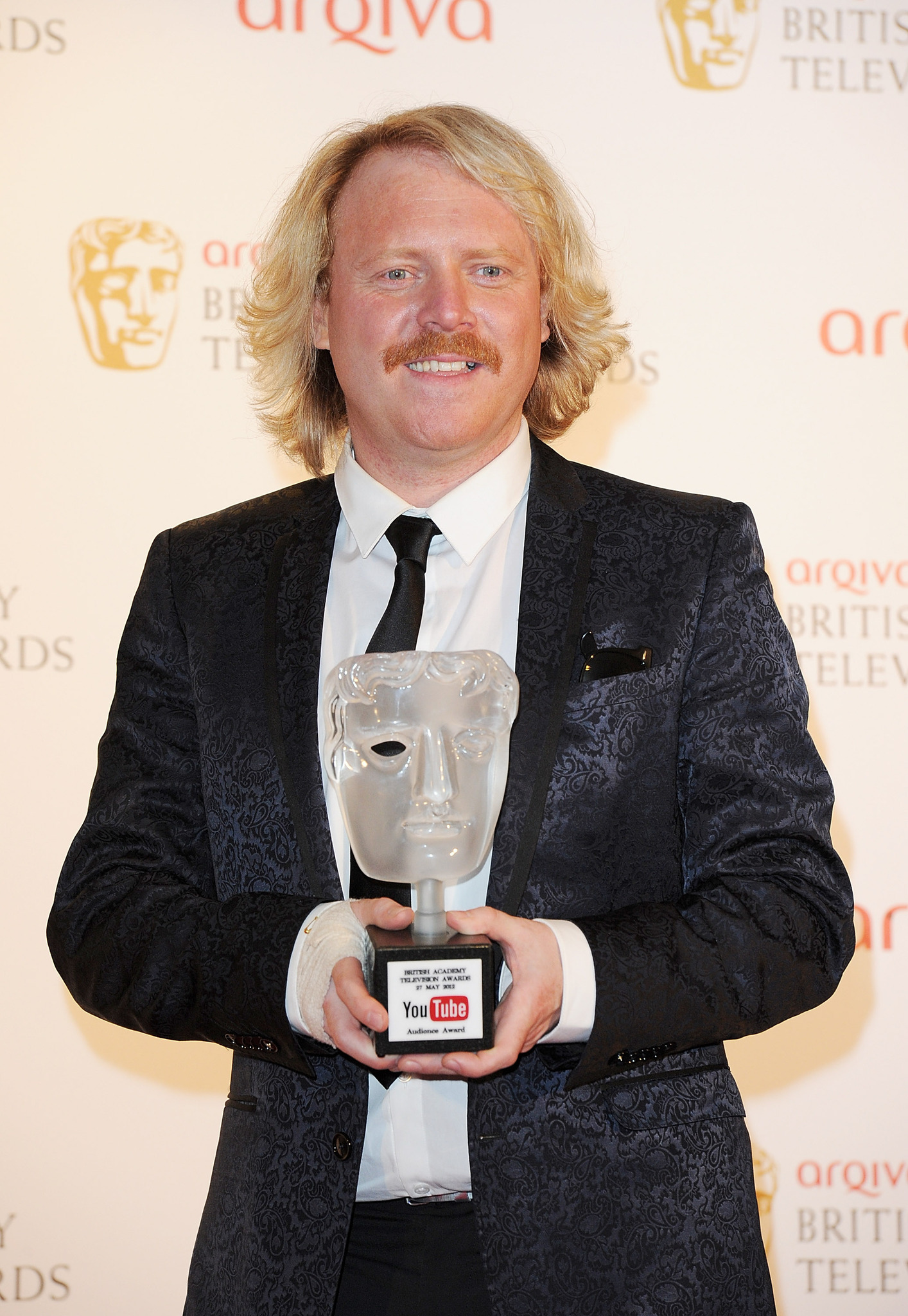 Leigh Francis at event of Celebrity Juice (2008)