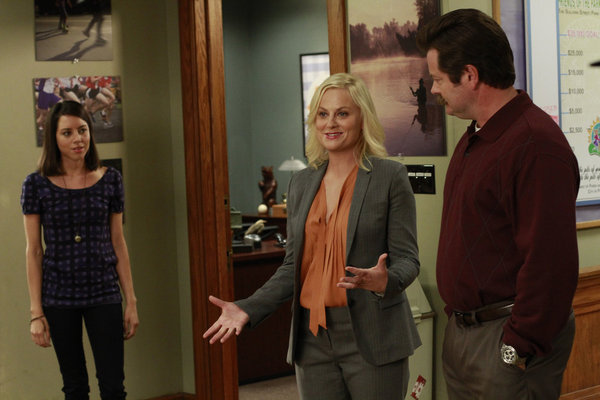 Still of Nick Offerman, Amy Poehler and Aubrey Plaza in Parks and Recreation (2009)