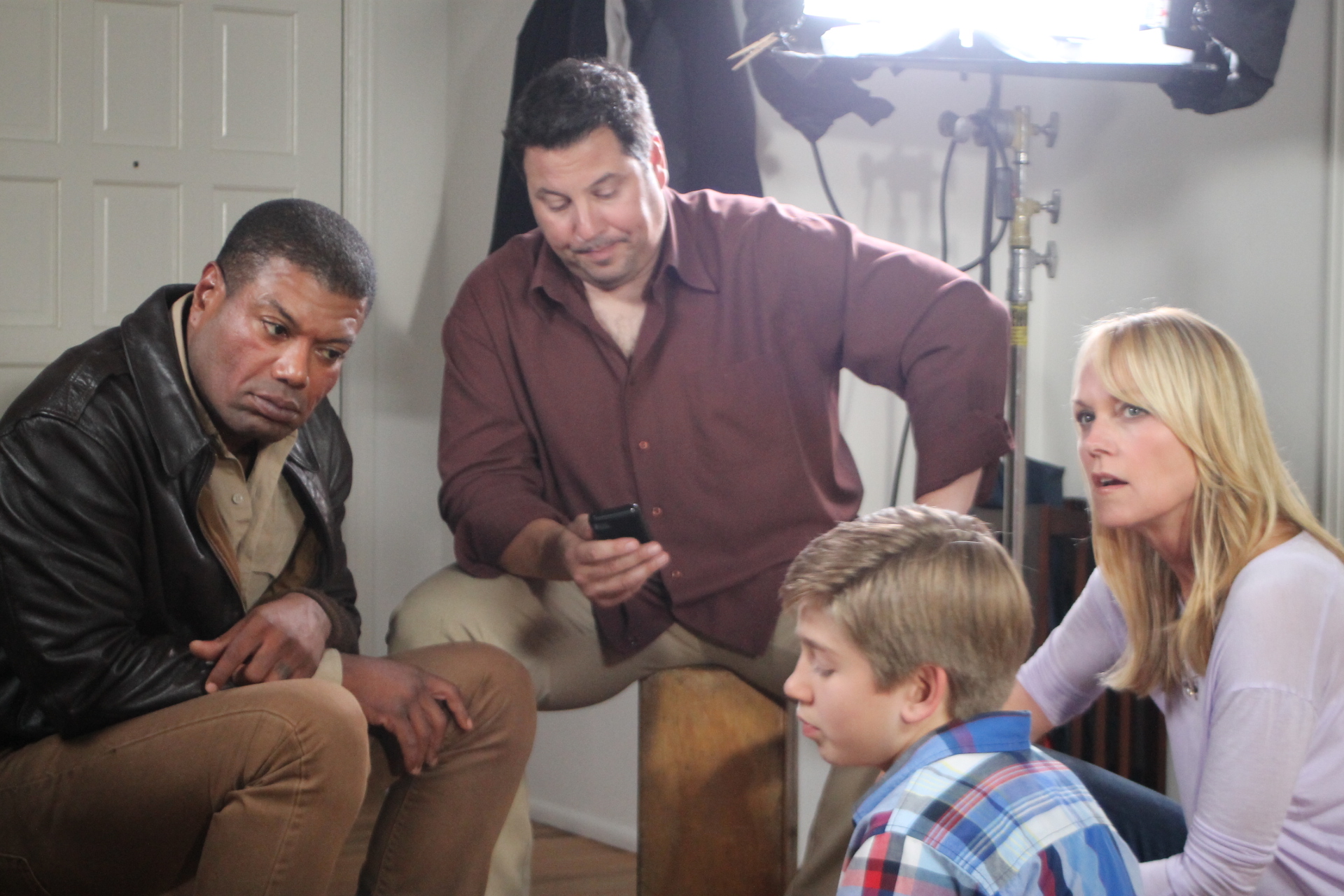 On set of A Tiger's Tail(2014) with Greg Grunberg, Darlene Vogel, and Christopher Judge.