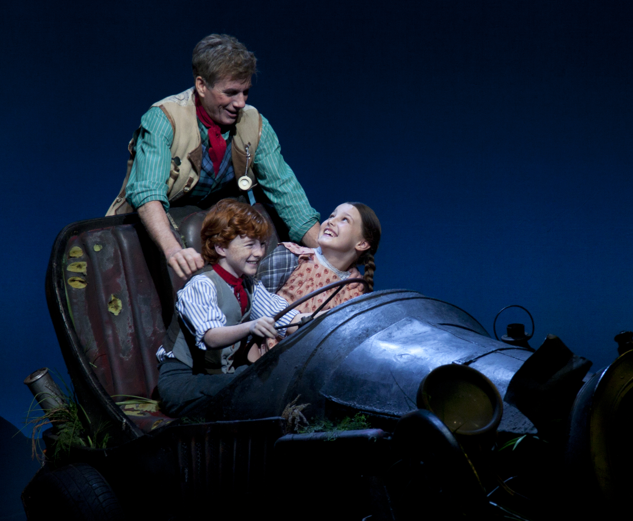 Sophie as the lead role of Jemima in Chitty Chitty Bang Bang at QPAC 2013.