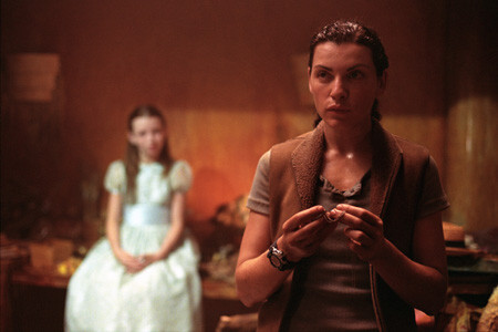 JULIANNA MARGULIES in Warner Bros. Pictures'and Village Roadshow Pictures'horror film 