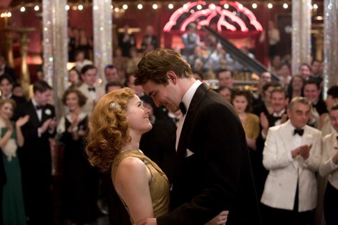 Still of Amy Adams and Lee Pace in Miss Pettigrew Lives for a Day (2008)