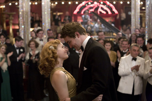 Still of Amy Adams and Lee Pace in Miss Pettigrew Lives for a Day (2008)