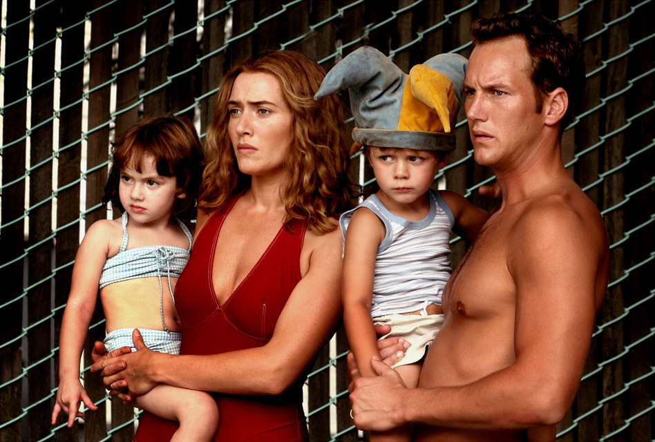 Still of Kate Winslet, Patrick Wilson, Ty Simpkins and Sadie Goldstein in Mazi vaikai (2006)