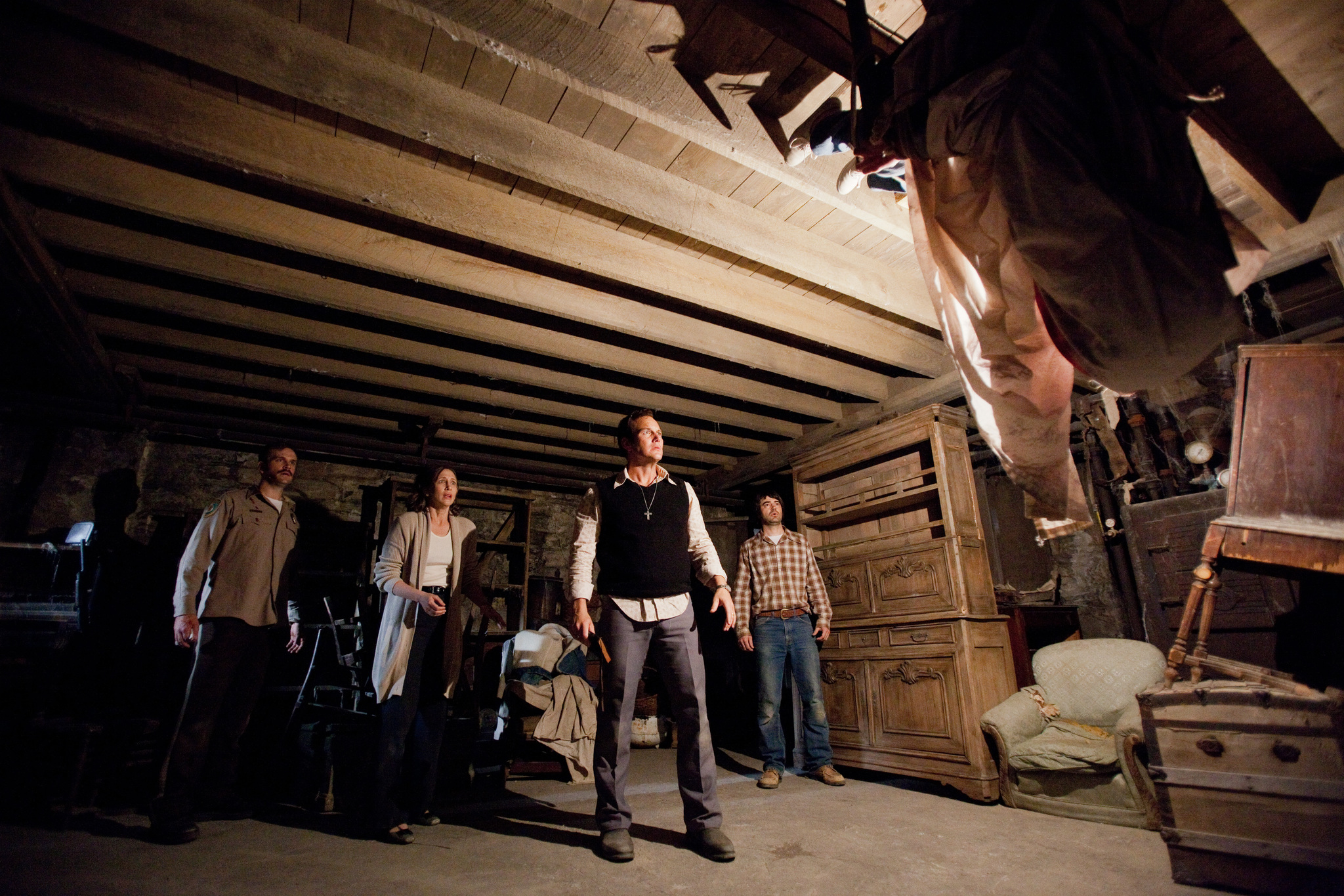 Still of Vera Farmiga, Ron Livingston, Patrick Wilson and John Brotherton in Isvarymas (2013)