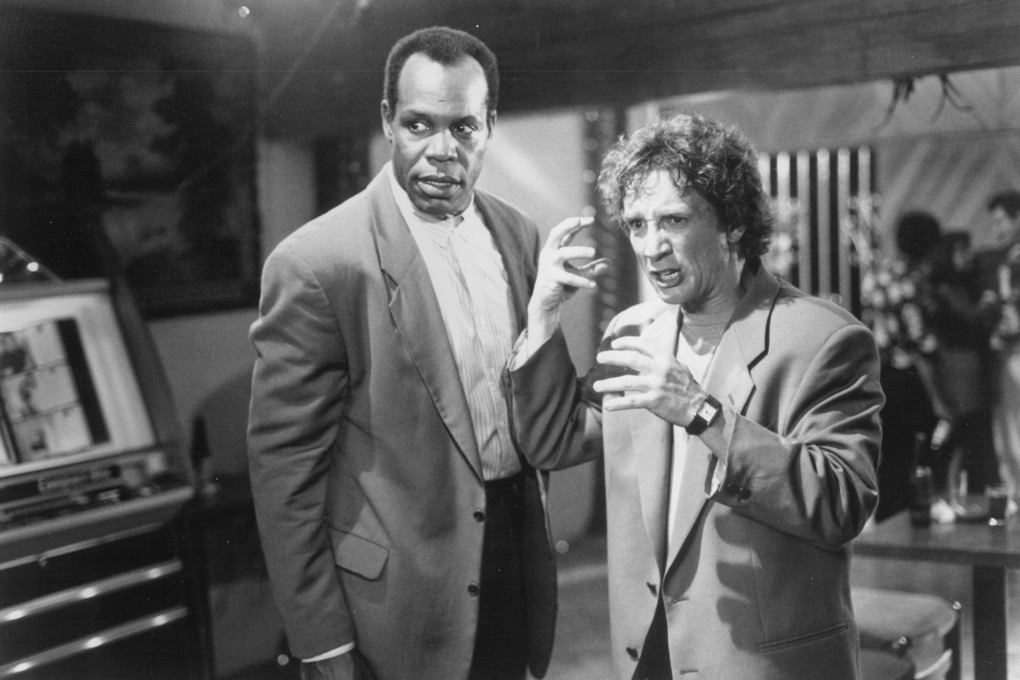 Still of Danny Glover and Martin Short in Pure Luck (1991)