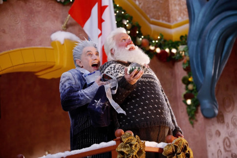 Still of Tim Allen and Martin Short in The Santa Clause 3: The Escape Clause (2006)