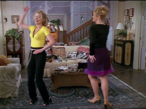 Still of Caroline Rhea and Beth Broderick in Sabrina, the Teenage Witch (1996)