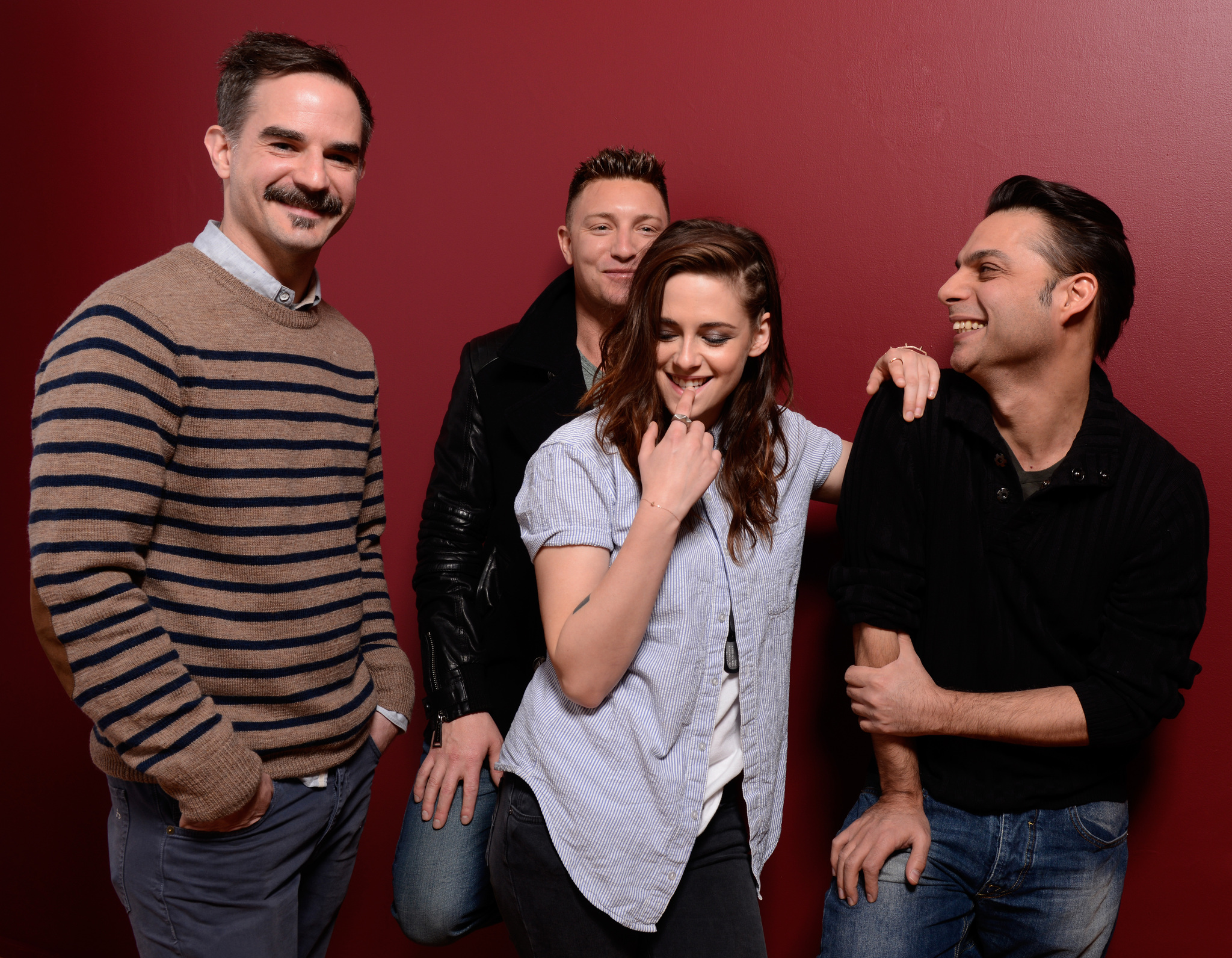 Kristen Stewart, Peter Sattler, Lane Garrison and Peyman Moaadi at event of Camp X-Ray (2014)