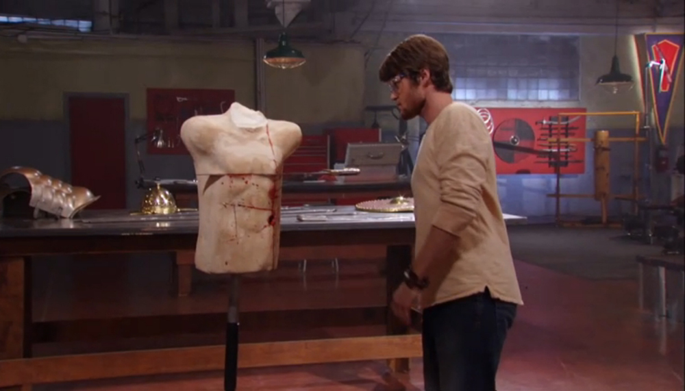 Foam Torso is no match for Bryan Forrest and Hannibal's Falcata! Deadliest Warrior S3E4