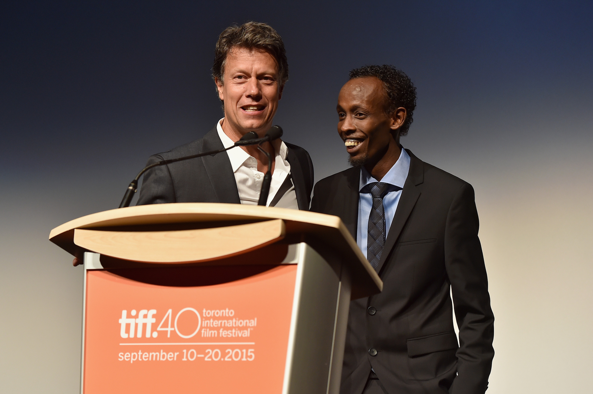 Gavin Hood and Barkhad Abdi at event of Eye in the Sky (2015)