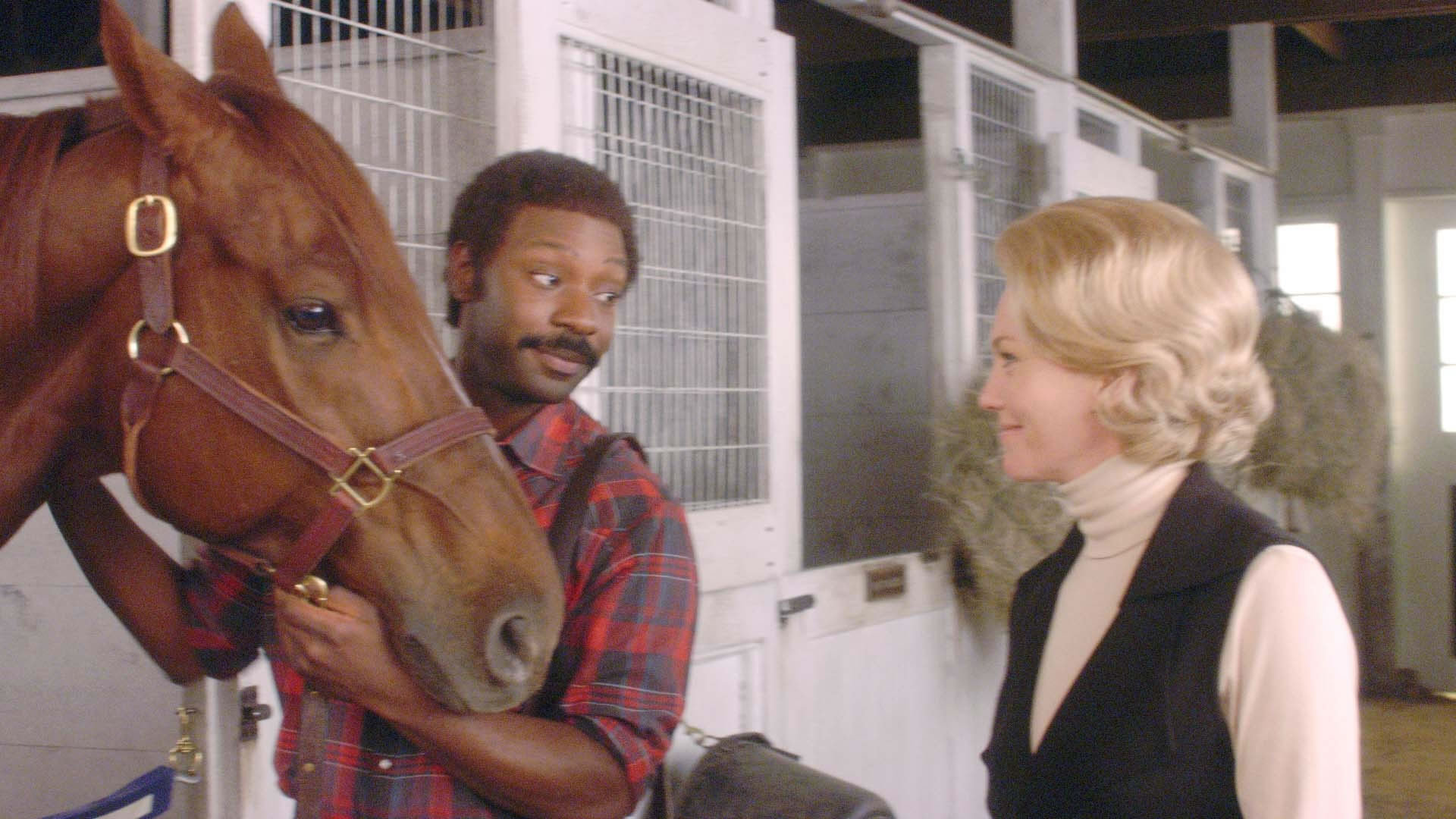 Still of Diane Lane and Nelsan Ellis in Secretariat (2010)