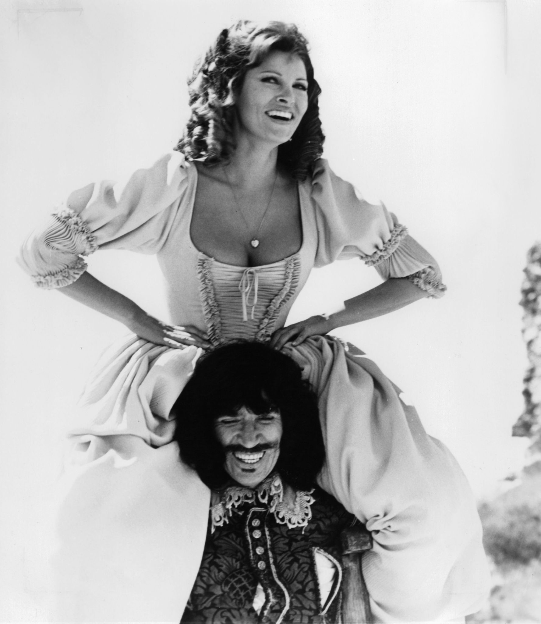 Still of Raquel Welch and Frank Finlay in The Four Musketeers (1974)