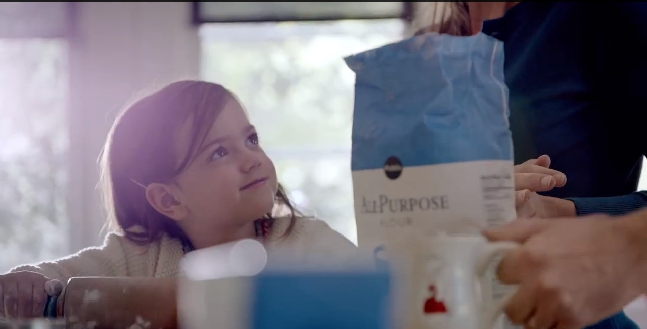 Abby Ryder Fortson Starring in the 2013 Publix Christmas Commercial, 
