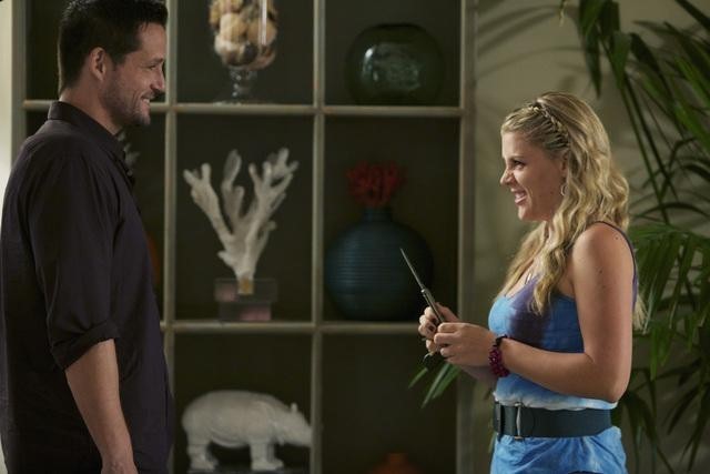 Still of Josh Hopkins and Busy Philipps in Cougar Town (2009)