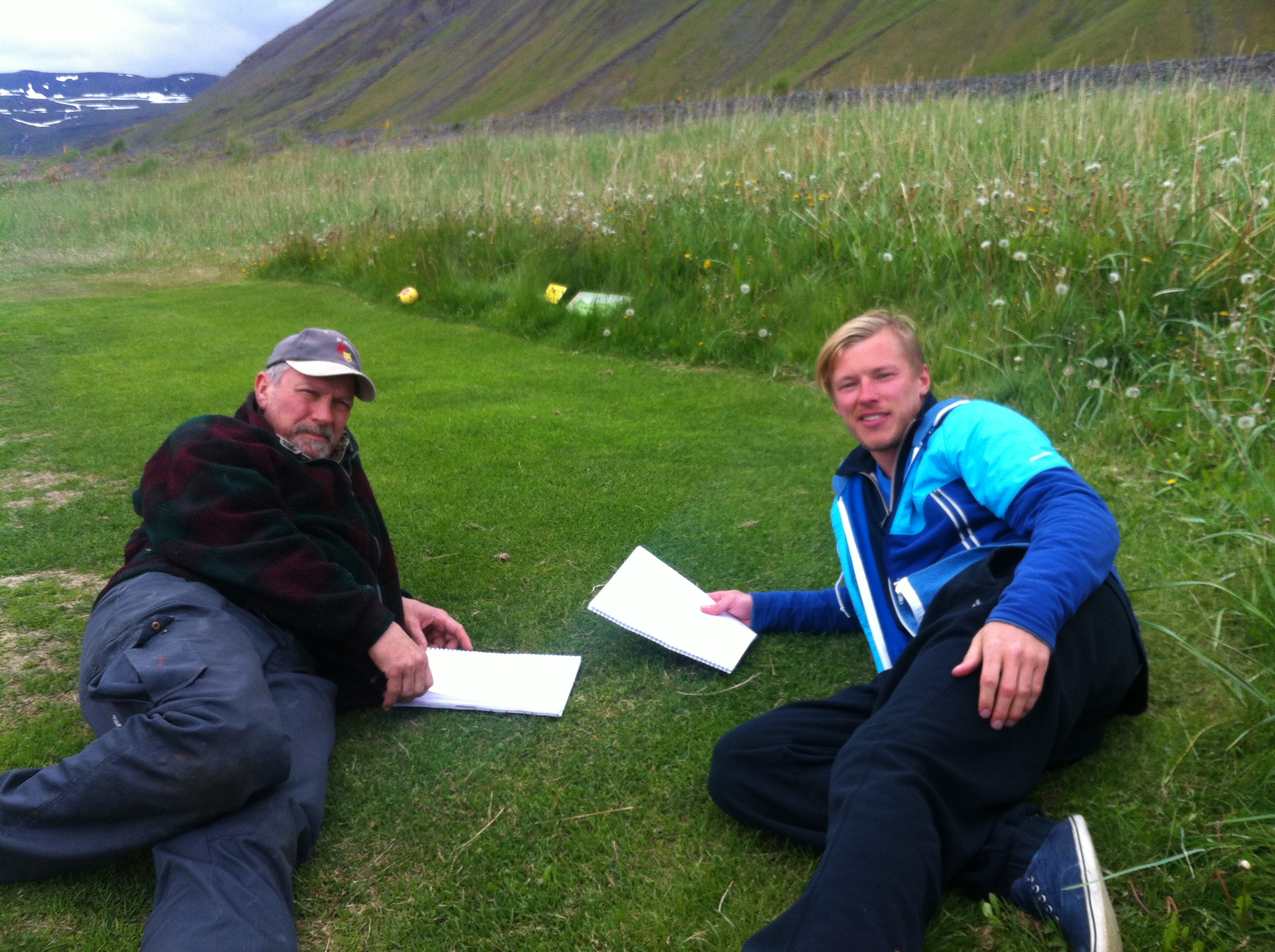 Reading lines with Pálmi Gestsson.. On nature set while filming ALBATROSS..