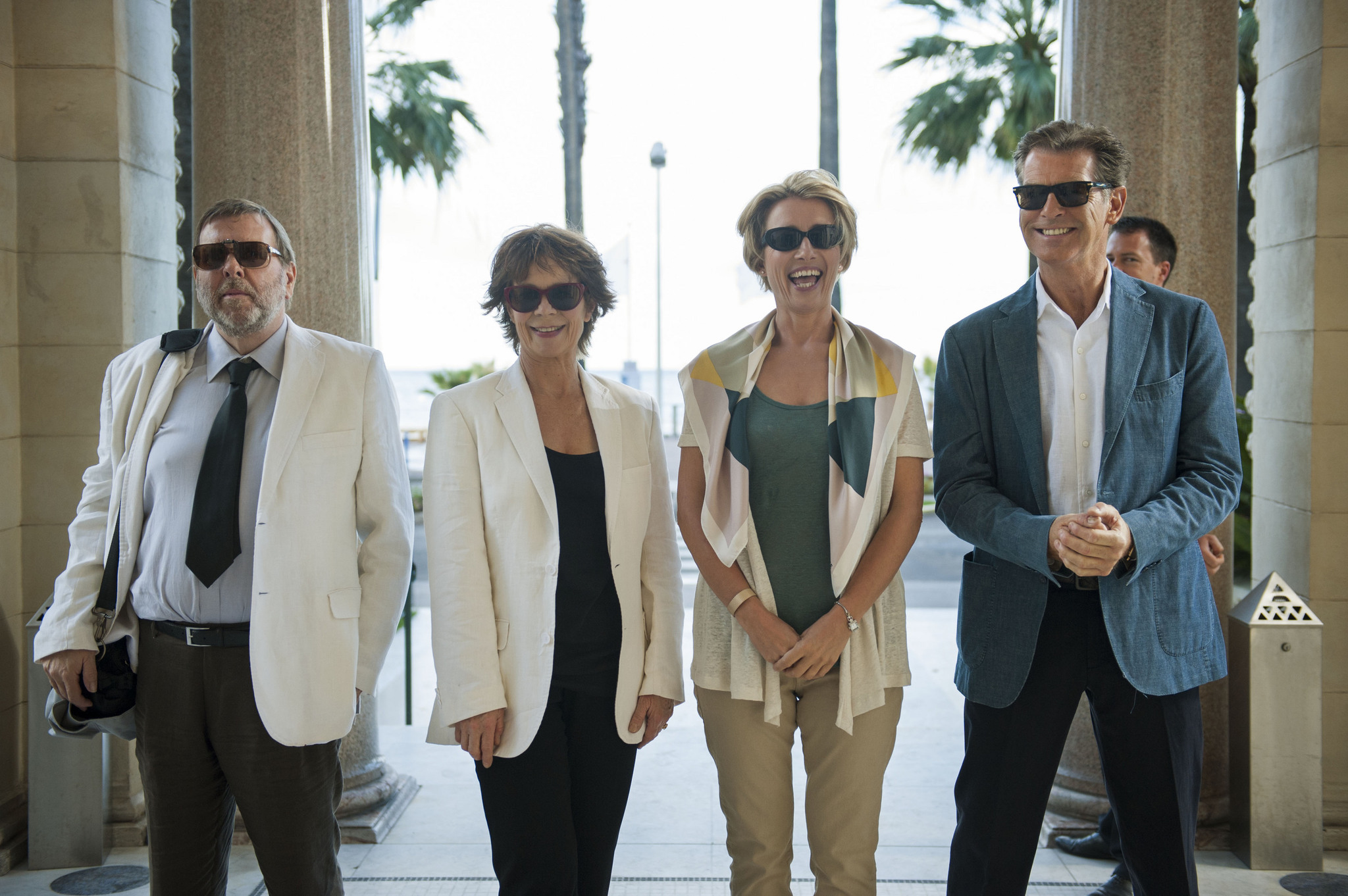 Still of Pierce Brosnan, Emma Thompson, Timothy Spall and Celia Imrie in Meiles punsas (2013)