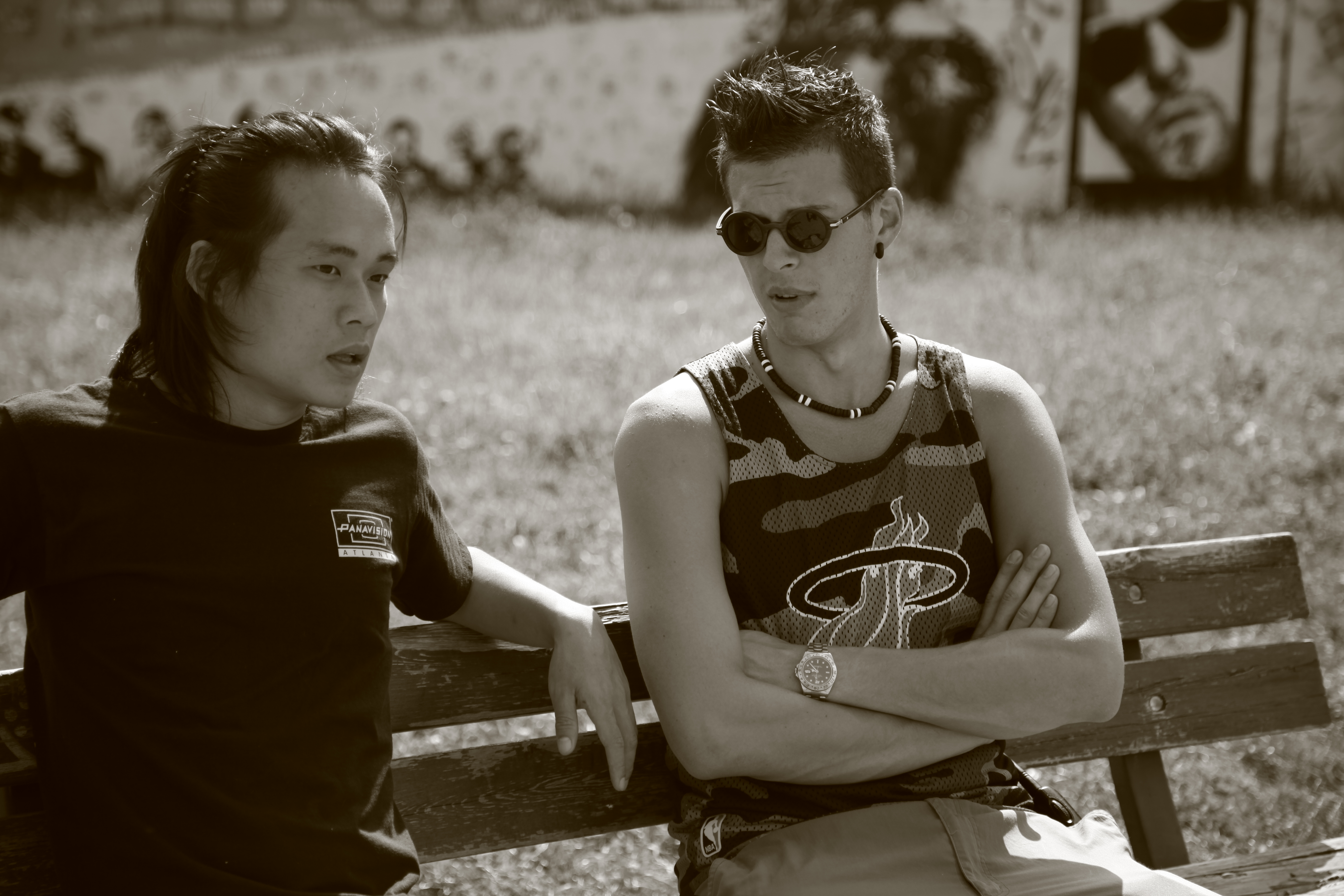 Bob Nguyen and Ricky Re on the set of La Punta (2014)