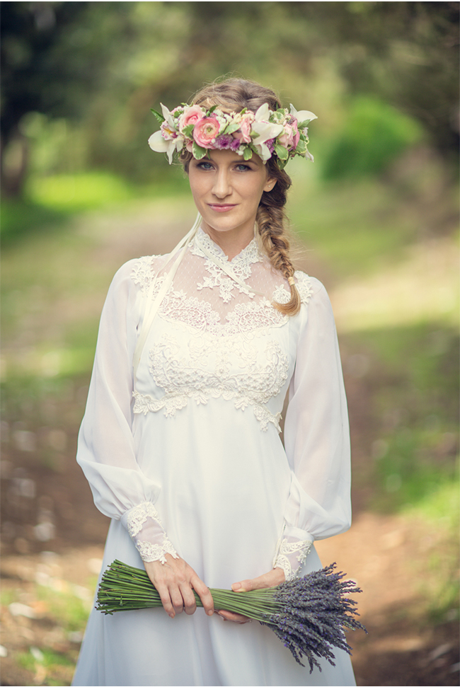 Published in: http://styleunveiled.com/beautiful-wedding-inspiration-at-alii-kula-lavender-farm/