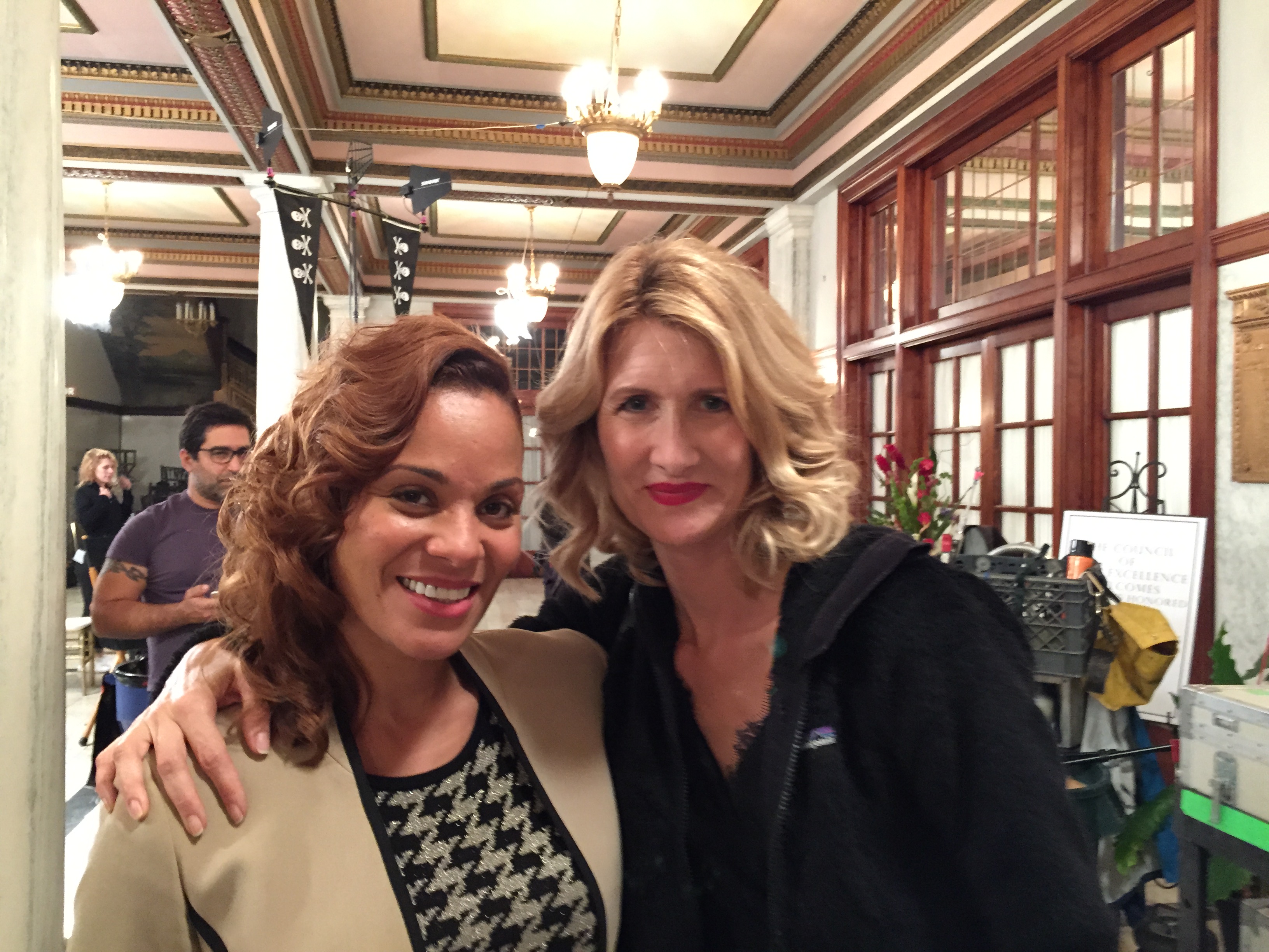 Laura Dern and Jaqueline Fleming on the set of 