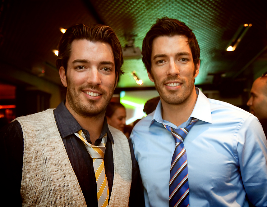 Jonathan Silver Scott and Drew Scott