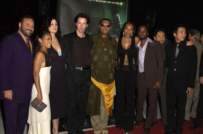 Keanu Reeves, Laurence Fishburne, Jada Pinkett Smith, Carrie-Anne Moss, Joel Silver, Nona Gaye, Collin Chou and Harold Perrineau at event of Matrica. Revoliucijos (2003)