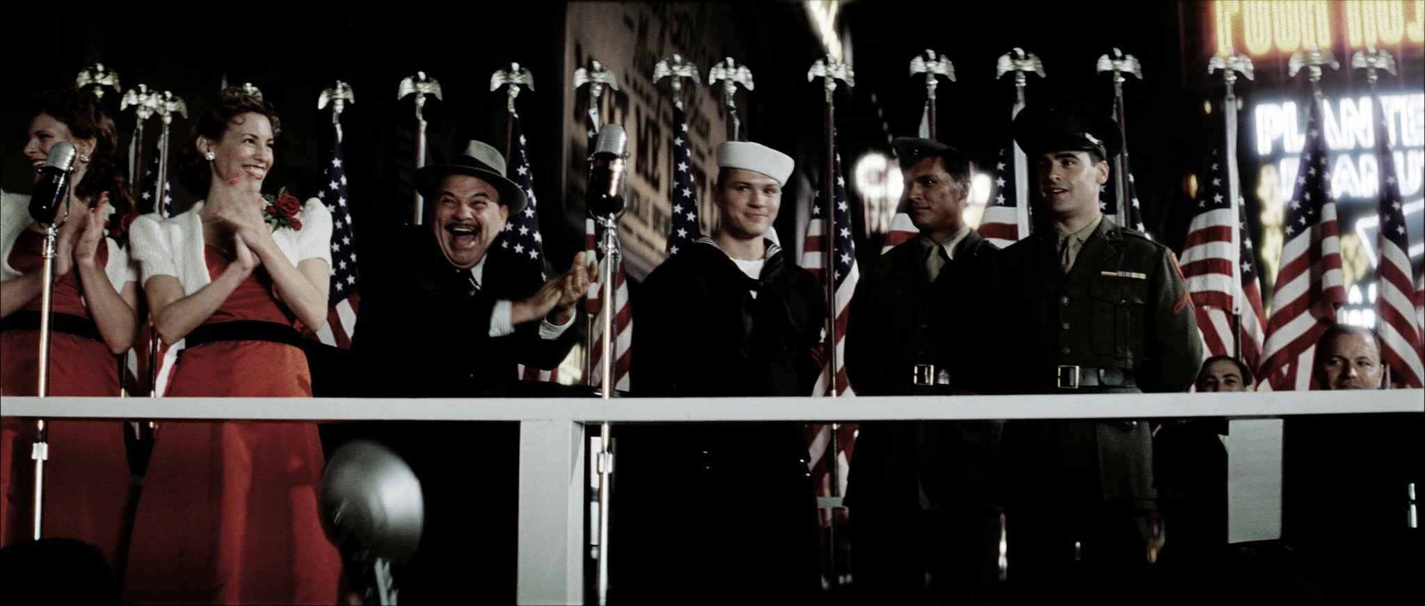 Still of Ryan Phillippe, Adam Beach, Jesse Bradford and Jon Polito in Musu tevu veliavos (2006)