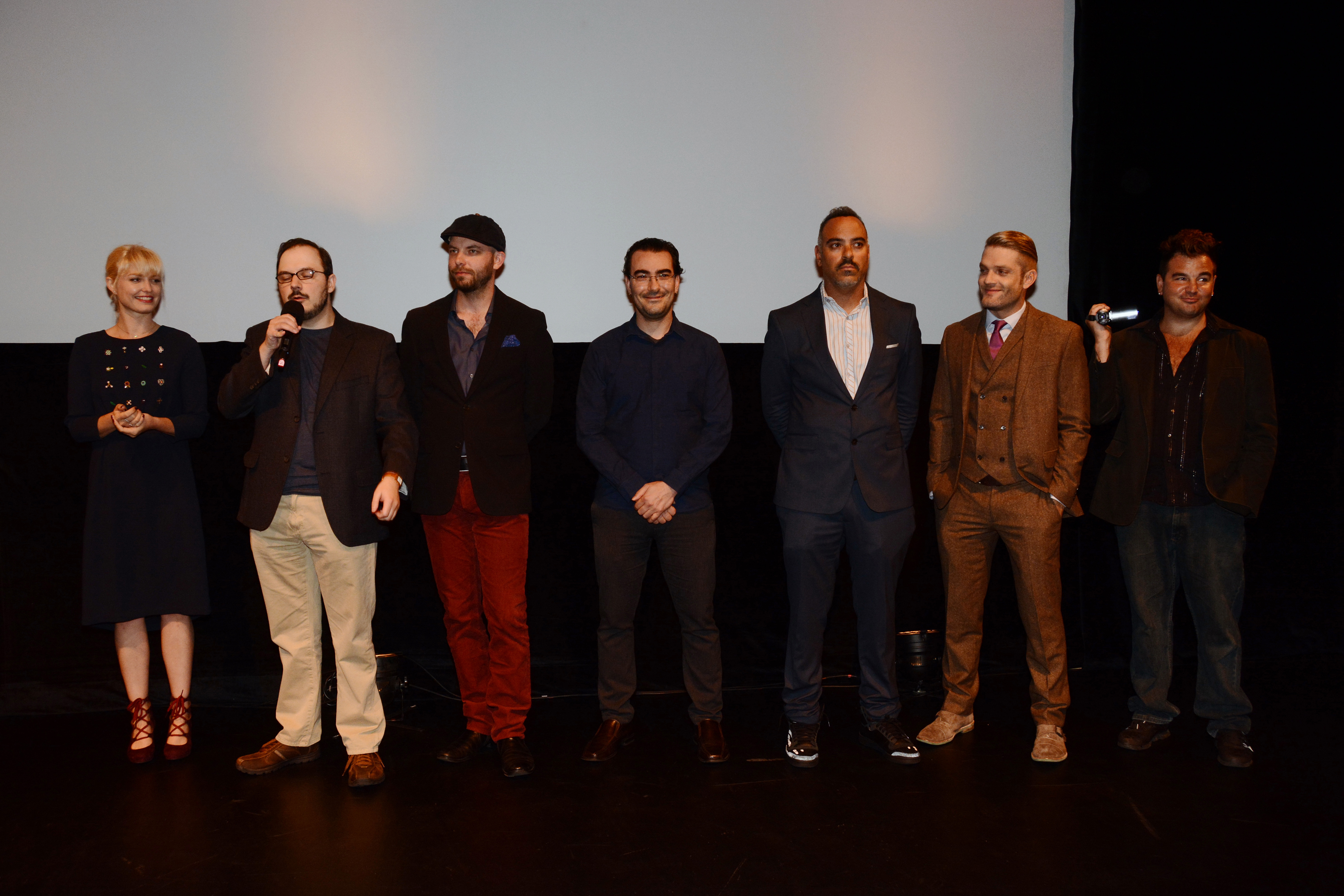 Elias, Trent Ermes, Nick Basile, Whitney Able, Meridoc Burkhardt and Raphael J.H. Hickman at event of Dark (2015)