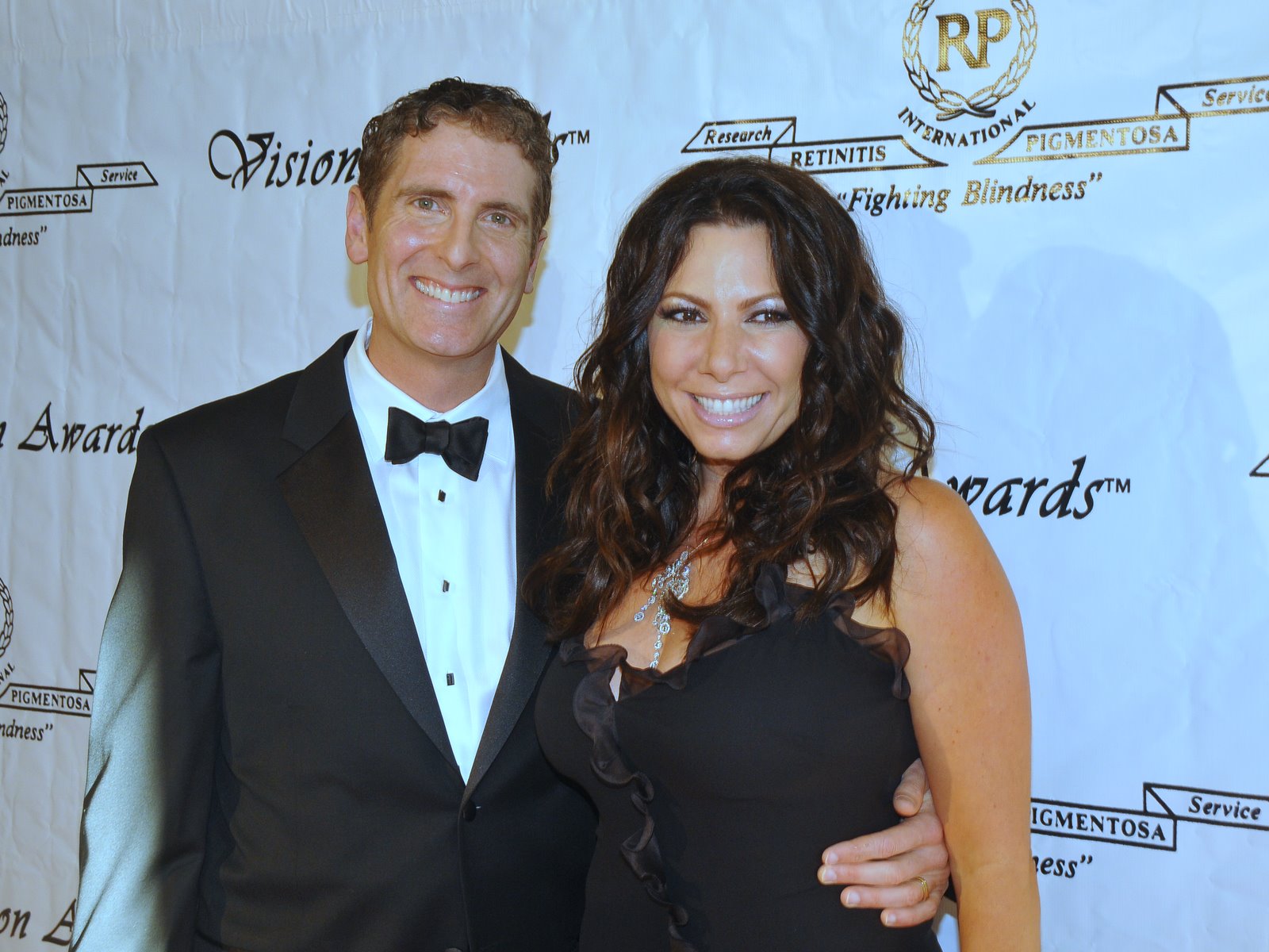 Dr. Brian Boxer Wachler being honored at national Vision Awards with wife Selina Boxer Wachler