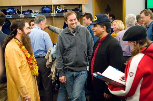 Still of Mike Myers, Deepak Chopra and Marco Schnabel in Meiles guru (2008)