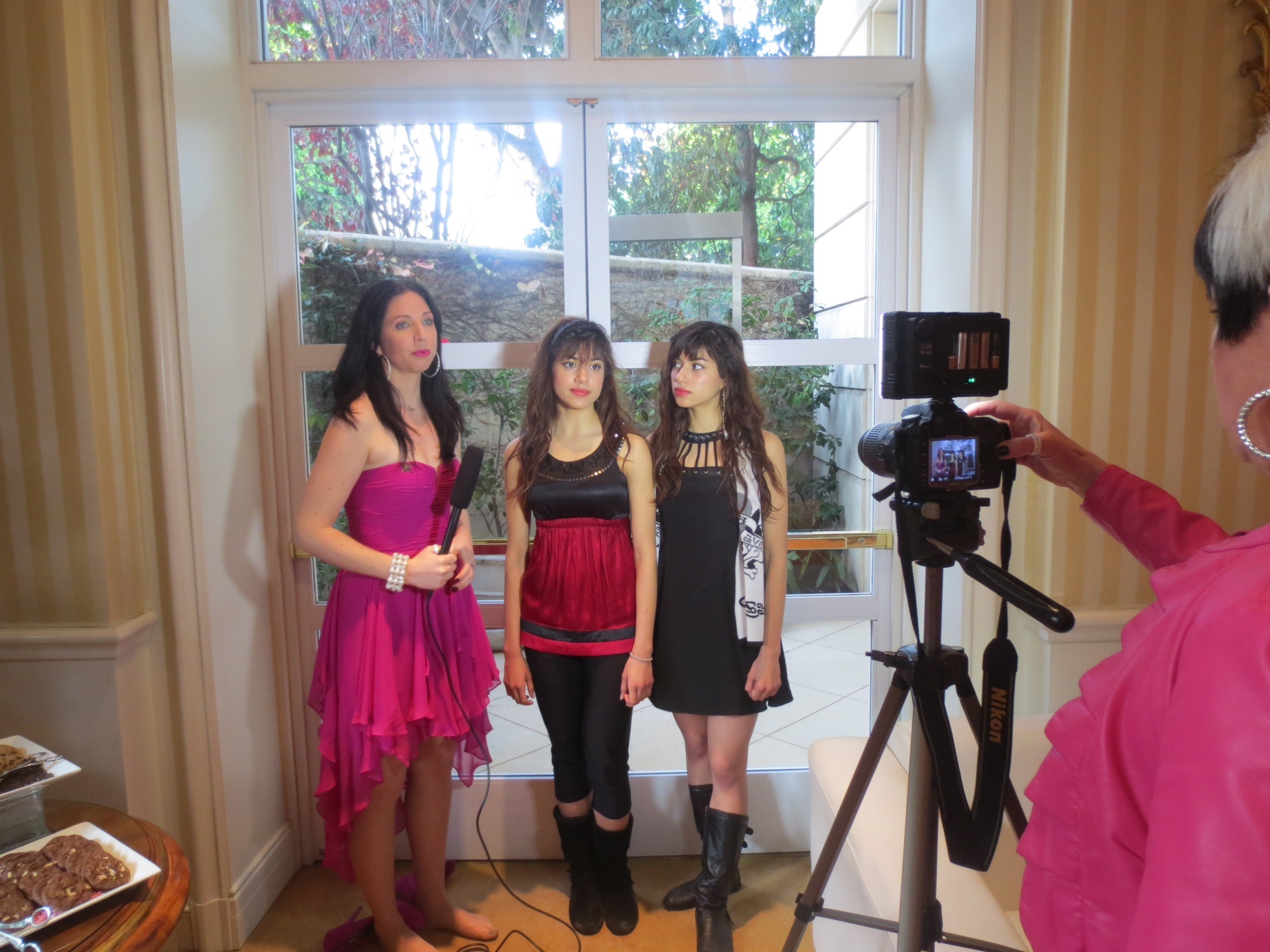 Interview with Dahlia and Dia at the Annual Golden Globes Gifting Suite