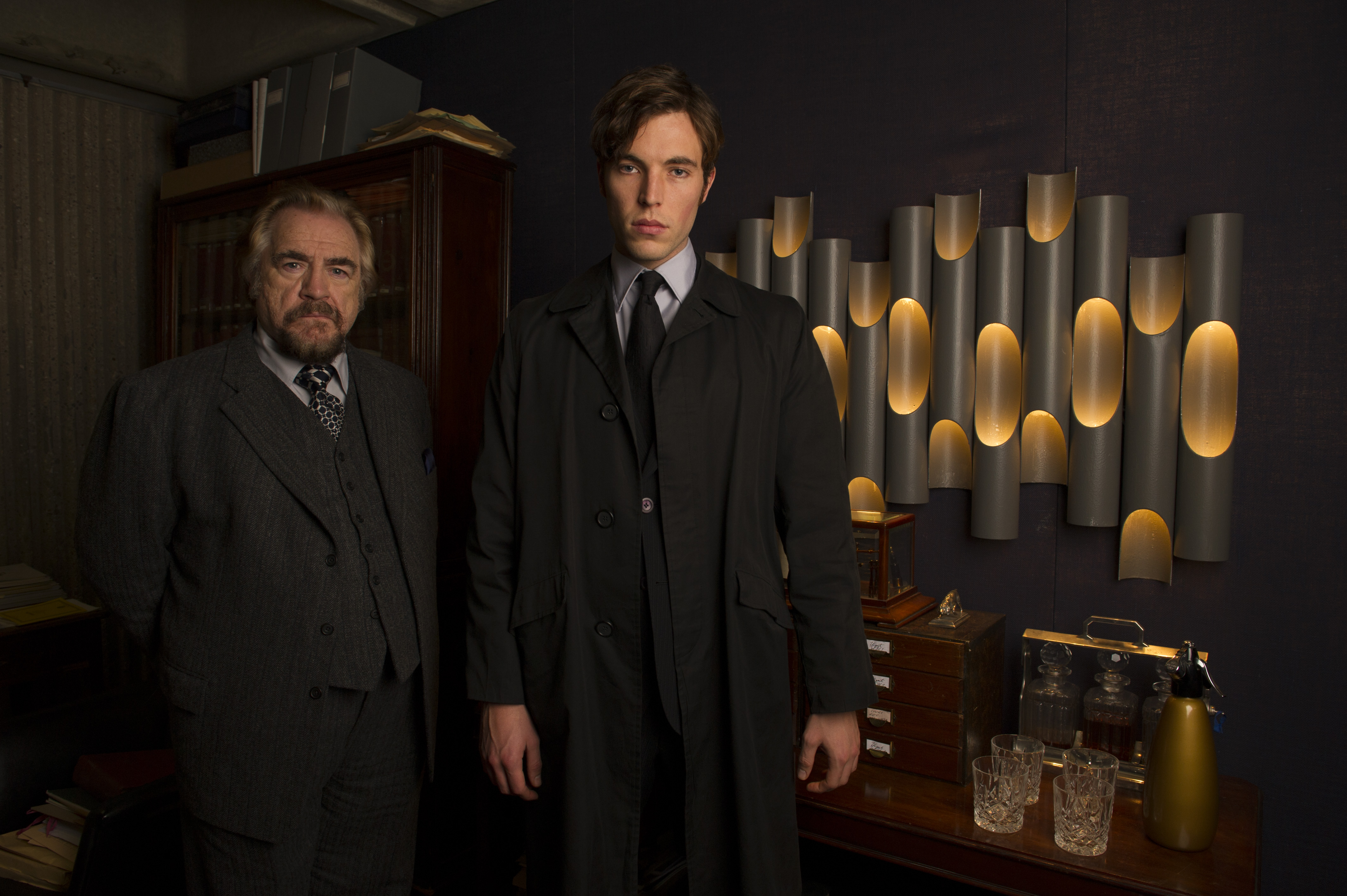 Still of Brian Cox and Tom Hughes in The Game (2014)