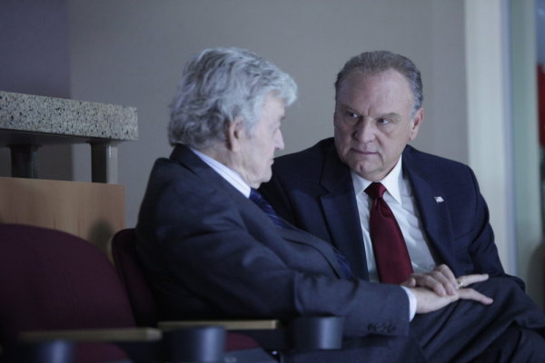 Still of Hal Holbrook and Bill Smitrovich in The Event (2010)