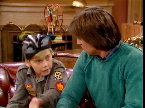 Still of Ricky Schroder and Joel Higgins in Silver Spoons (1982)