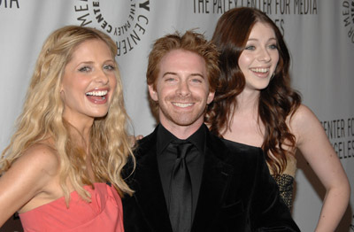 Sarah Michelle Gellar, Seth Green and Michelle Trachtenberg at event of Vampyru zudike (1997)