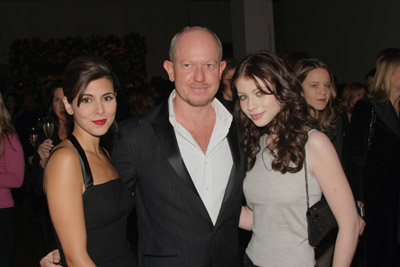 Michelle Trachtenberg, Brian Rennie and Jamie-Lynn Sigler