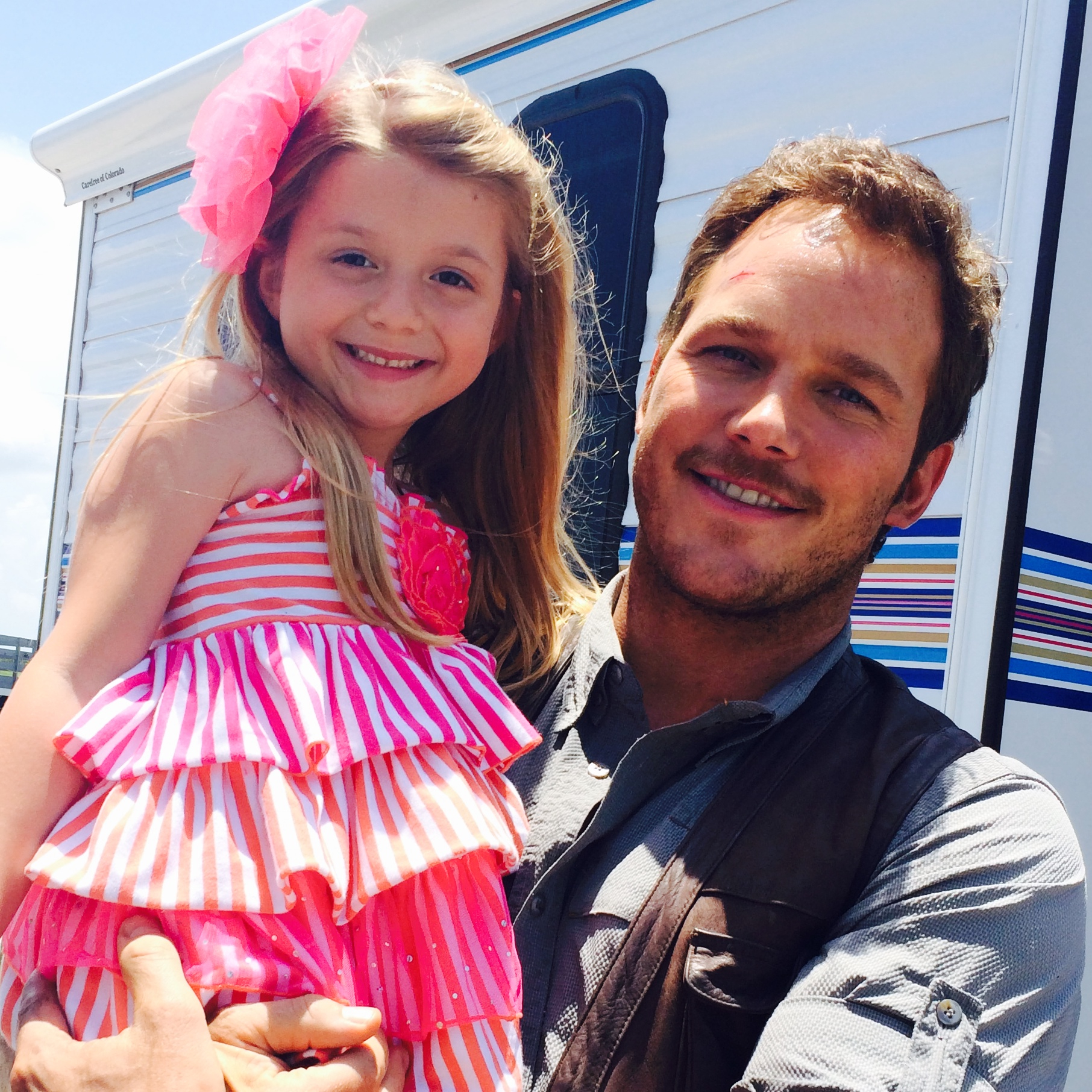 Chloe Perrin and Chris Pratt