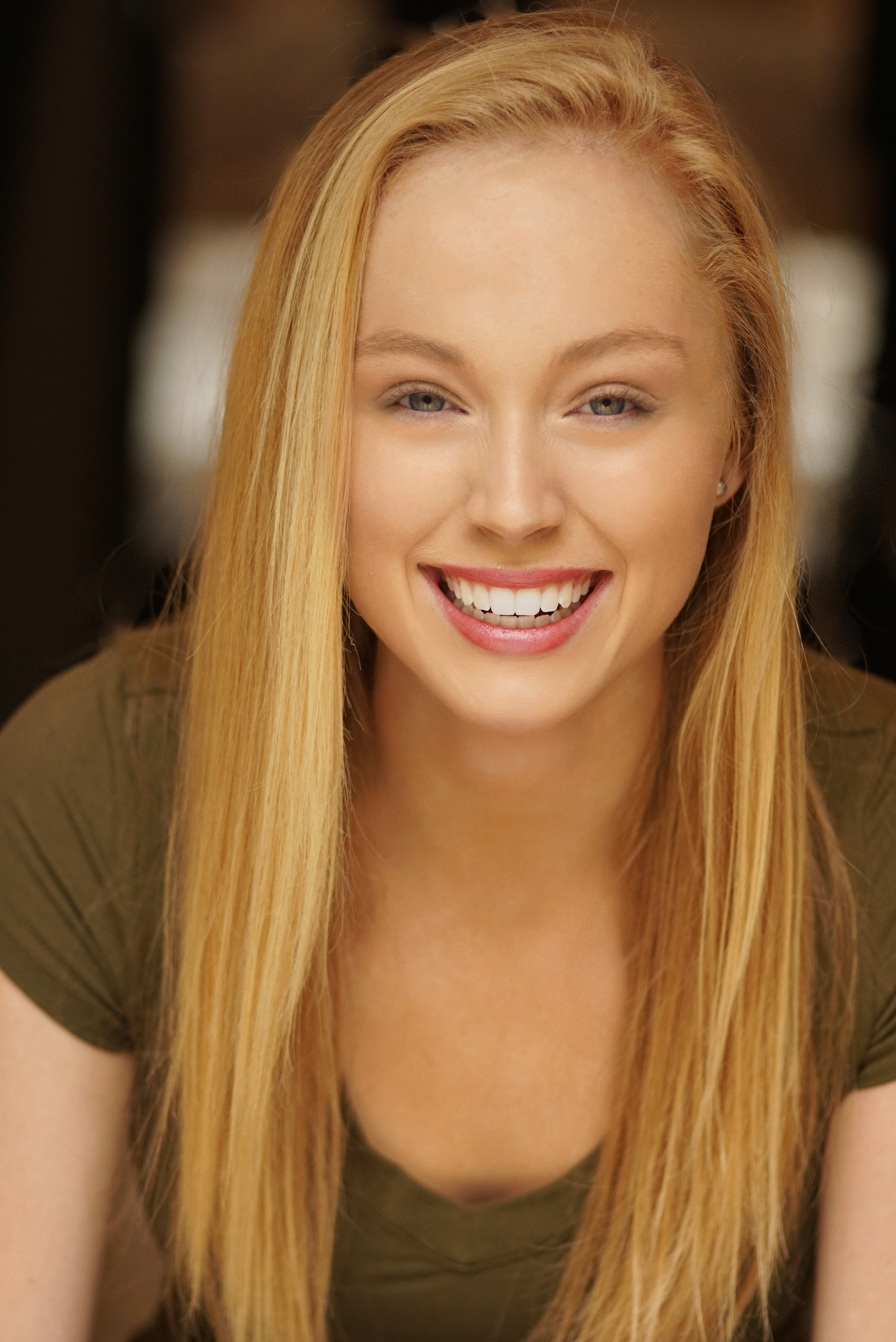 No Makeup Straight Hair Headshot