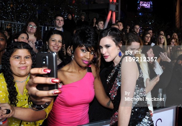 With Rumer Willis at the 2013 People's Choice Awards