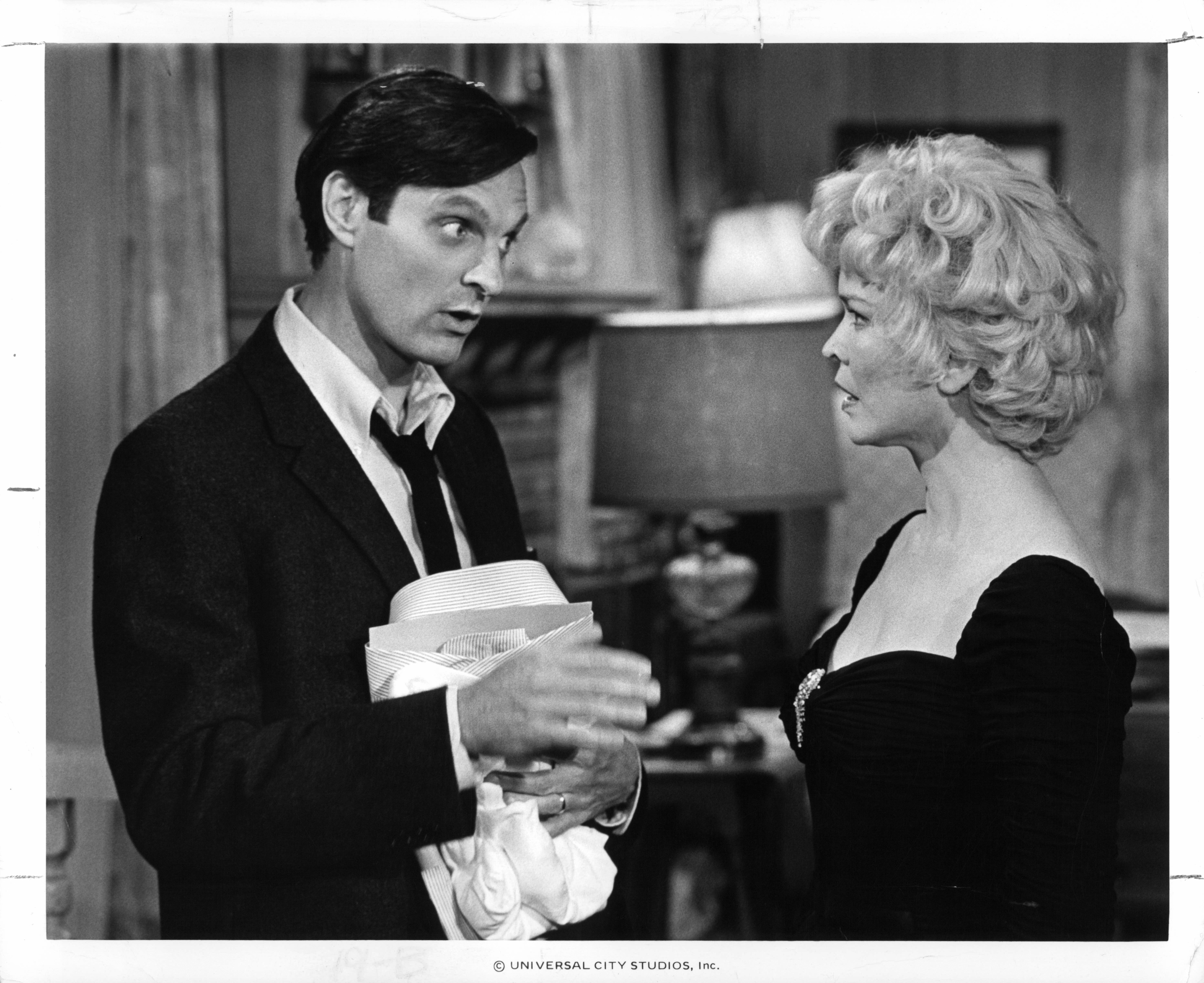 Still of Alan Alda and Ellen Burstyn in Same Time, Next Year (1978)