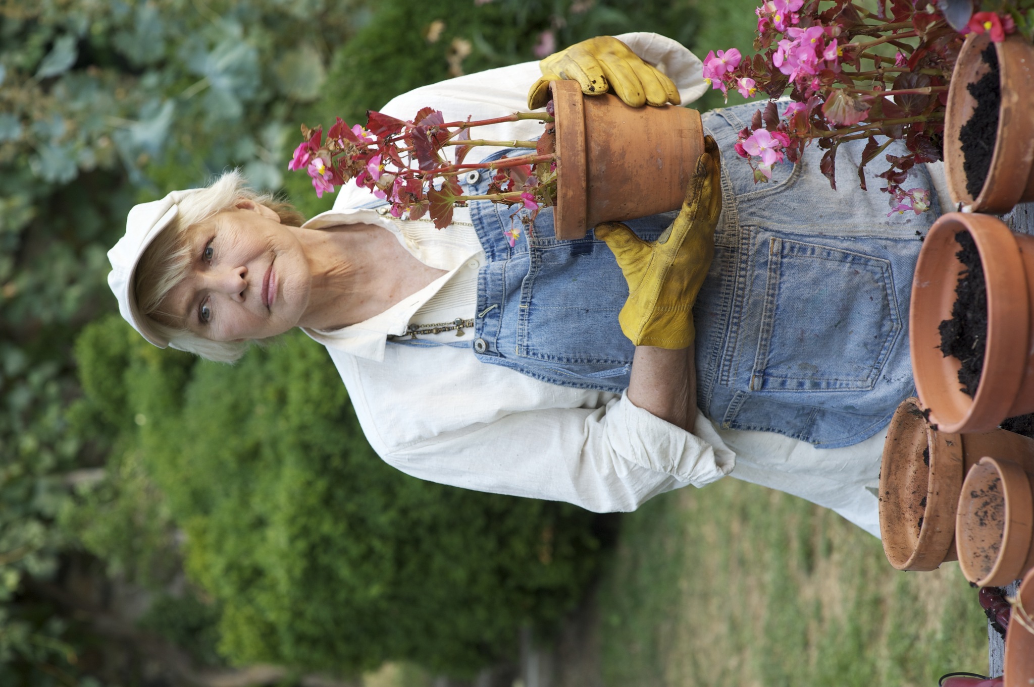 Still of Ellen Burstyn in Someday This Pain Will Be Useful to You (2011)