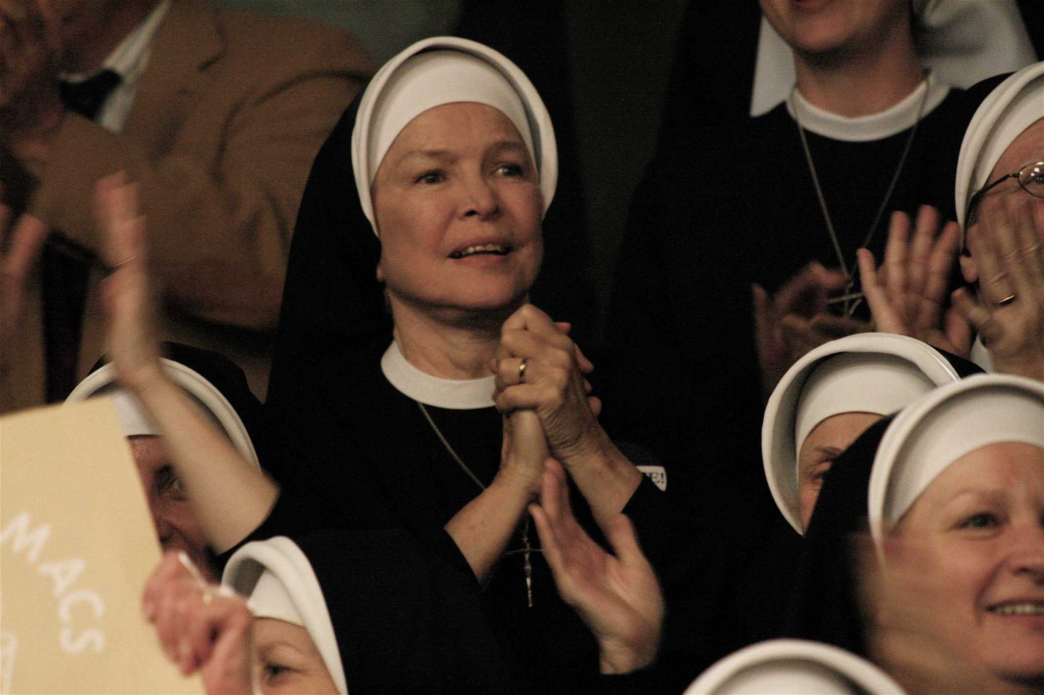 Still of Ellen Burstyn in The Mighty Macs (2009)