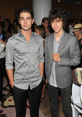 Nat Wolff and Chace Crawford at event of Mao's Last Dancer (2009)