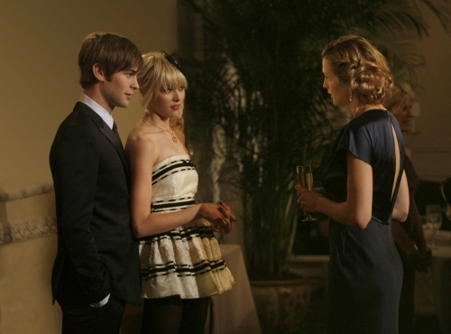 Still of Kelly Rutherford, Taylor Momsen and Chace Crawford in Liezuvautoja (2007)