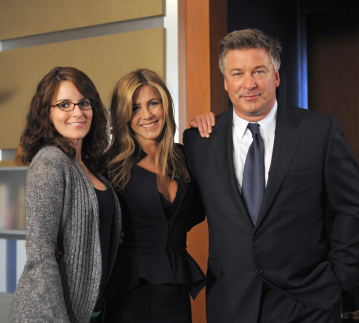 Still of Jennifer Aniston, Alec Baldwin and Tina Fey in 30 Rock (2006)