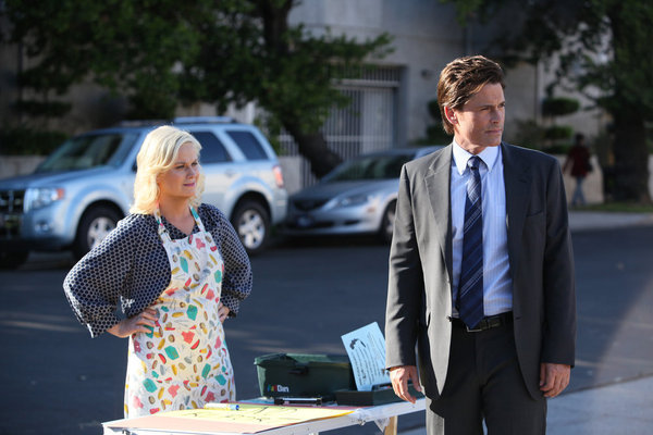Still of Rob Lowe and Amy Poehler in Parks and Recreation (2009)